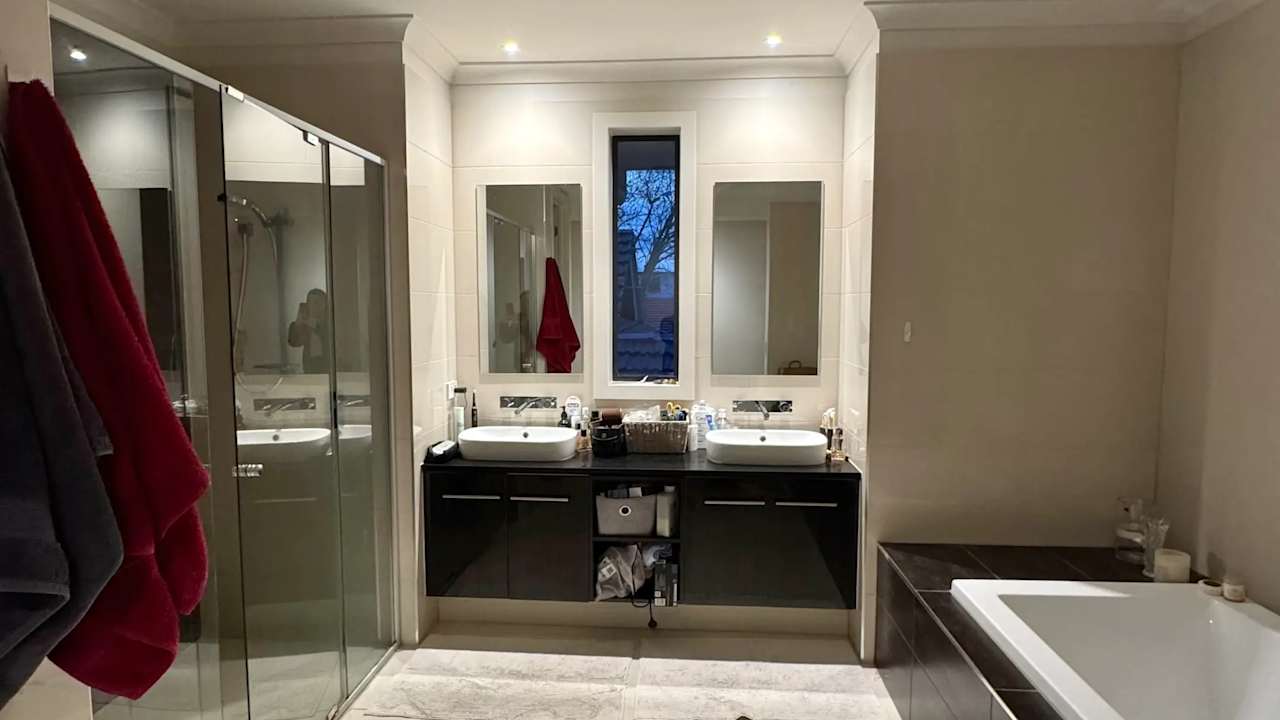 Furnished room with ensuite in a share house