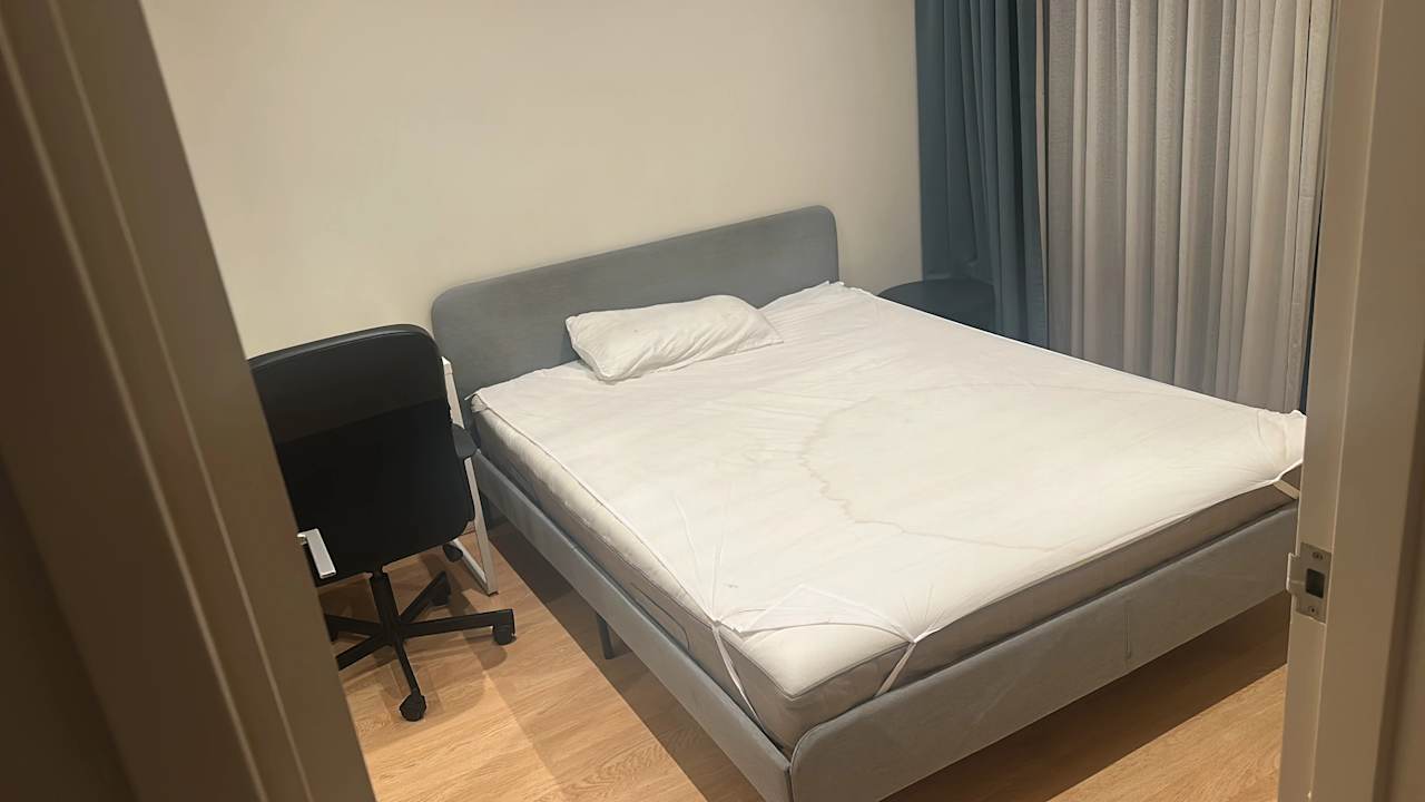Furnished room with own bathroom