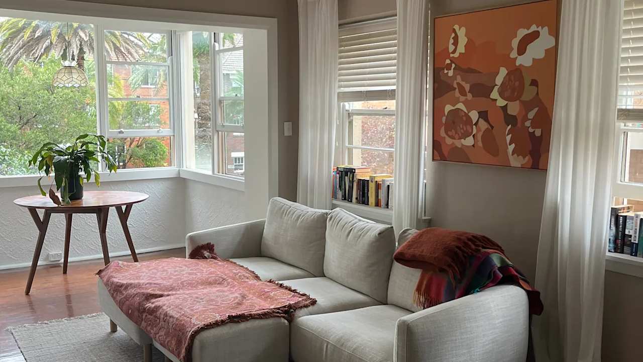 Unfurnished room in a flatshare