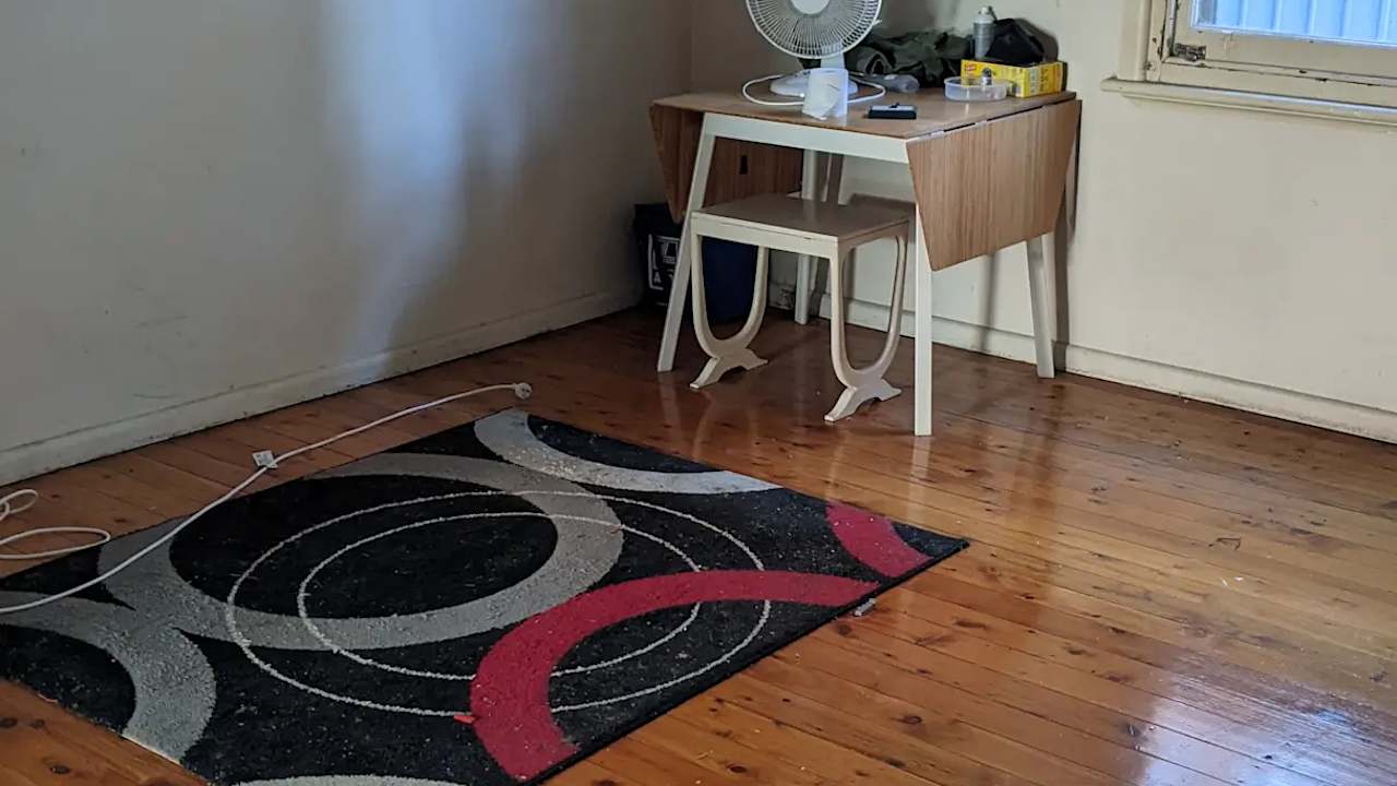 Unfurnished room in a share house
