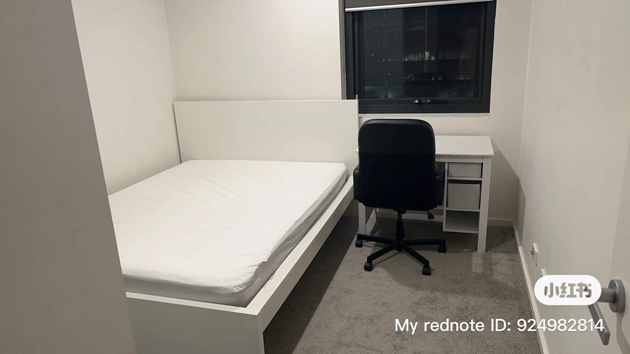 Furnished room with own bathroom
