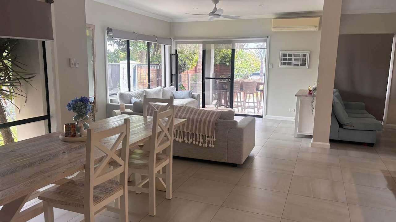 Unfurnished room with own bathroom