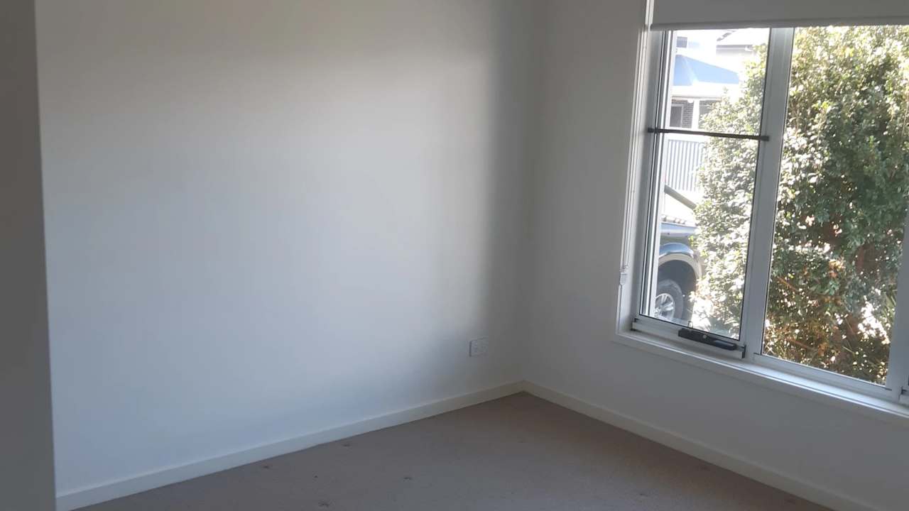 Unfurnished room with own bathroom