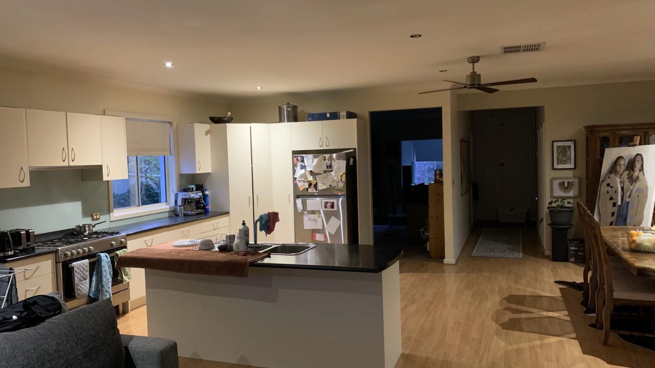 Furnished room in a share house