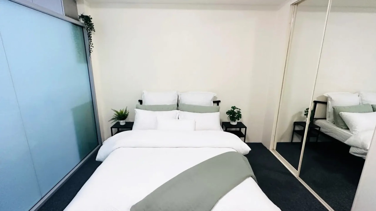 Furnished room with own bathroom