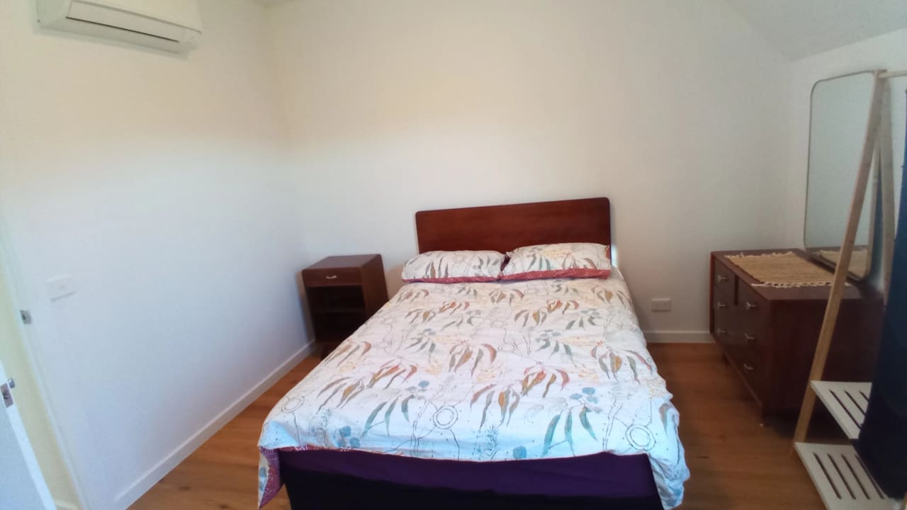 Furnished room with own bathroom