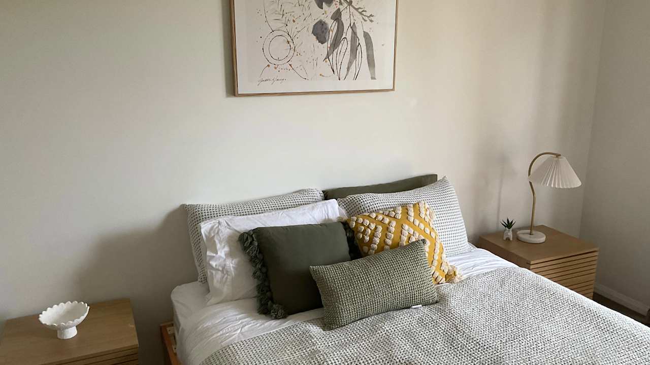 Furnished room with own bathroom