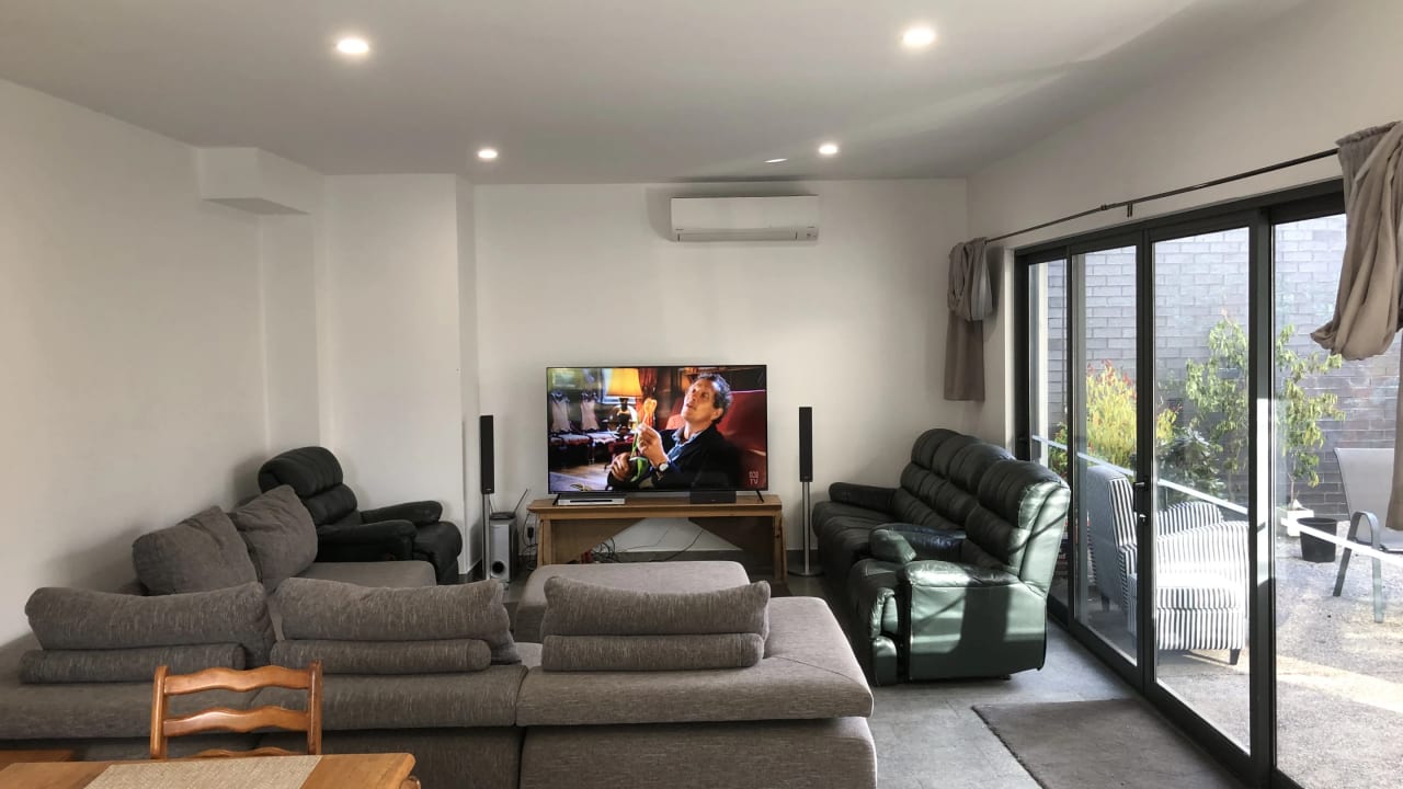 Unfurnished room with ensuite in a flatshare