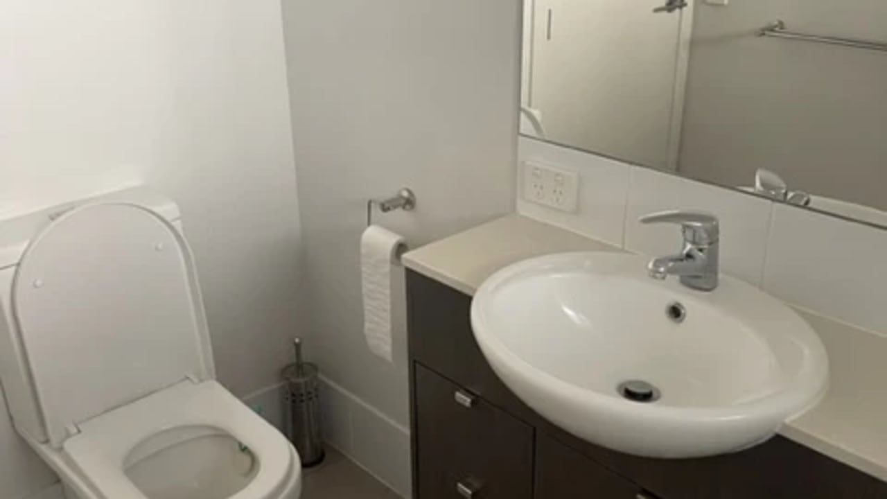 Furnished room with own bathroom