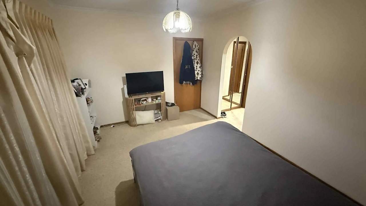 Room with ensuite in a share house
