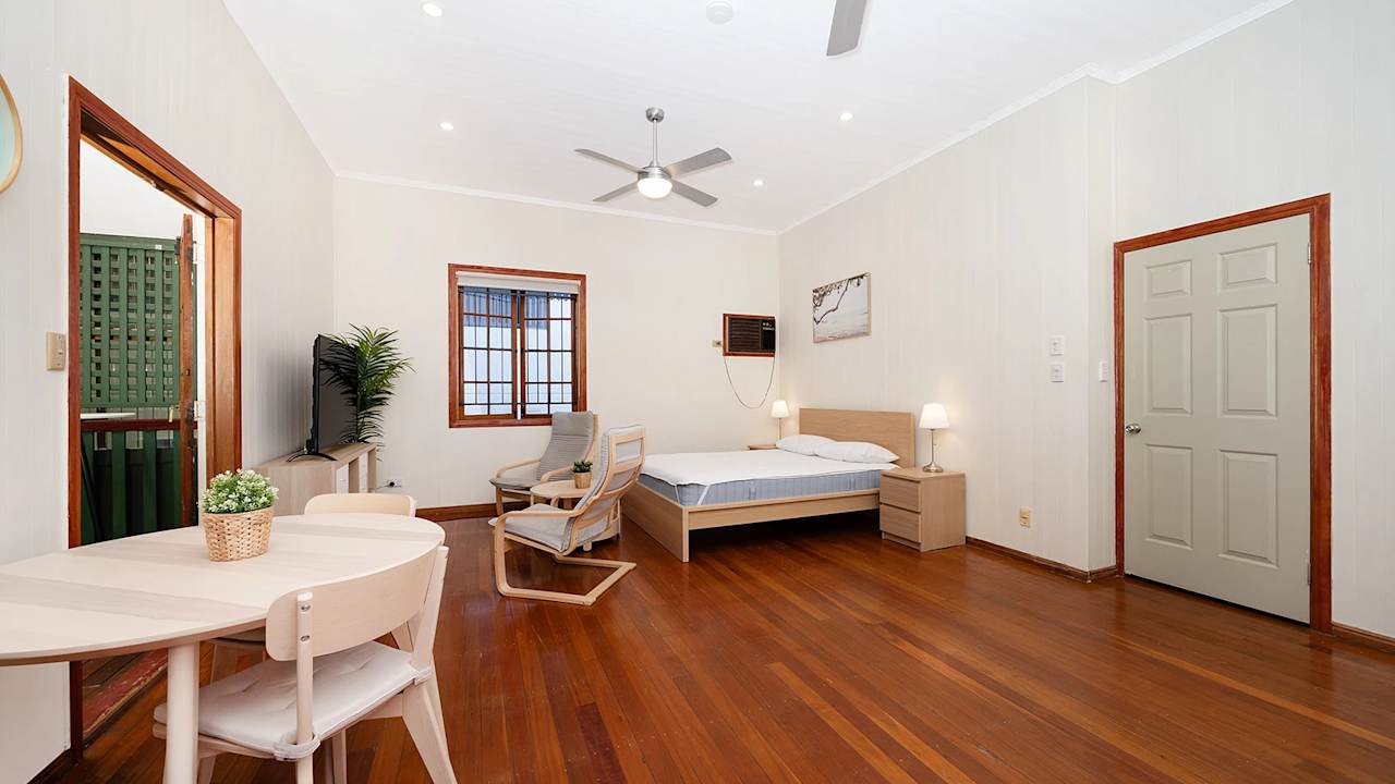 Furnished room studio flat for rent