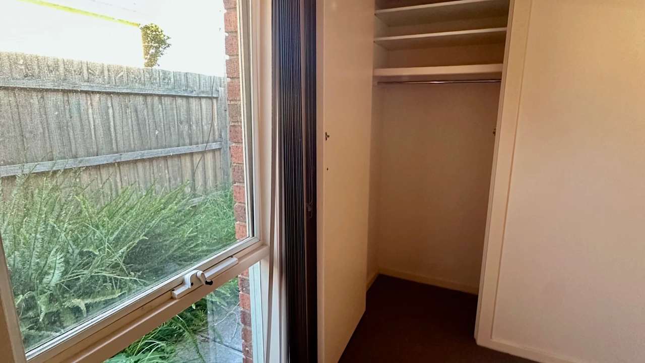 Room in a share house