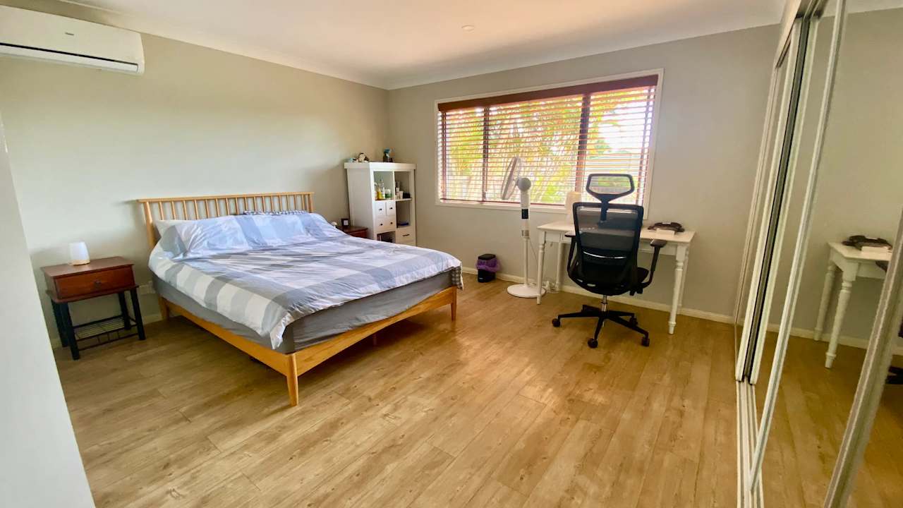 Furnished room with own bathroom