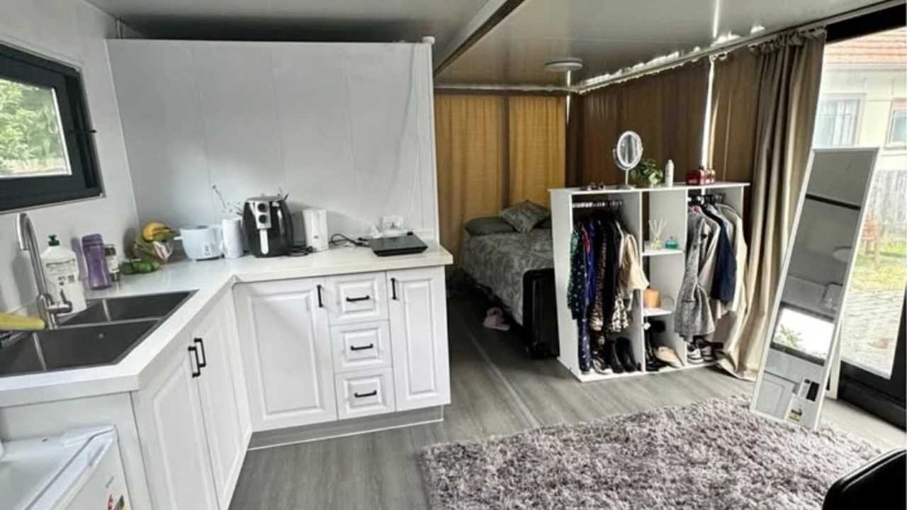 Furnished room granny flat for rent