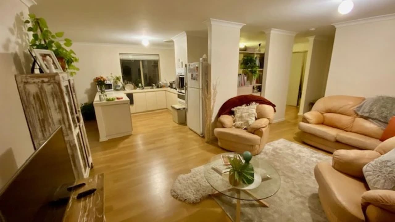 Furnished room in a share house