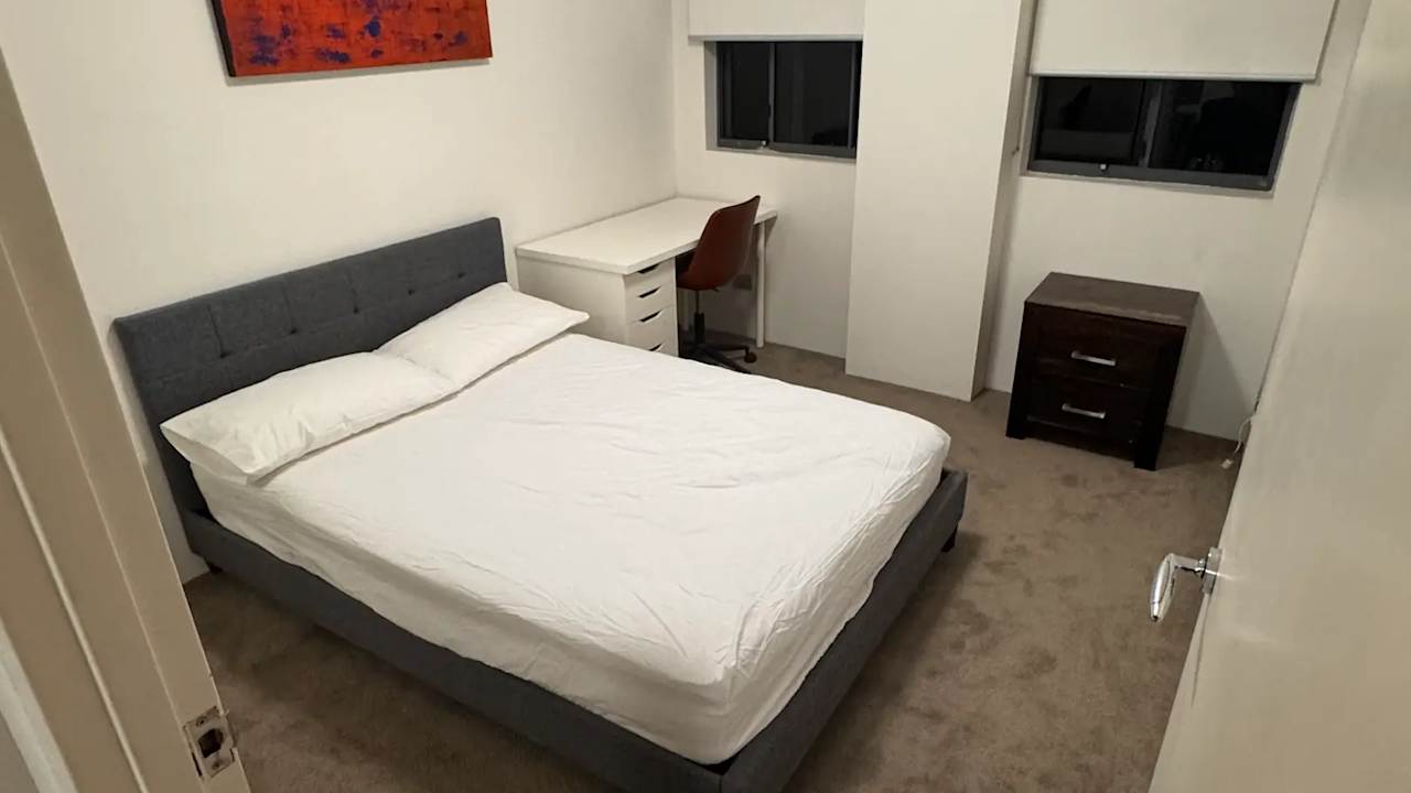 Furnished room with own bathroom