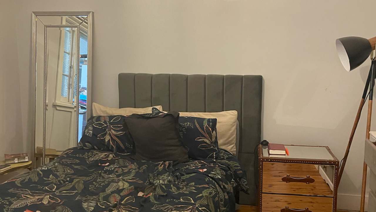 Room in a share house