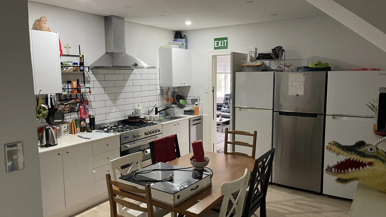 Furnished room in a share house
