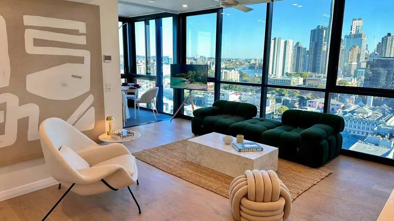 Whole property with 2 rooms for rent