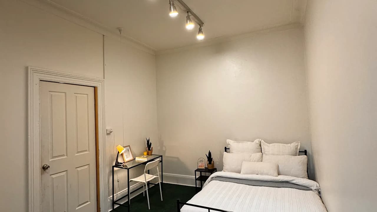 Furnished room in a share house