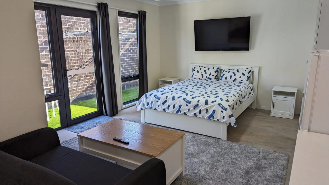 Furnished room with ensuite in a share house