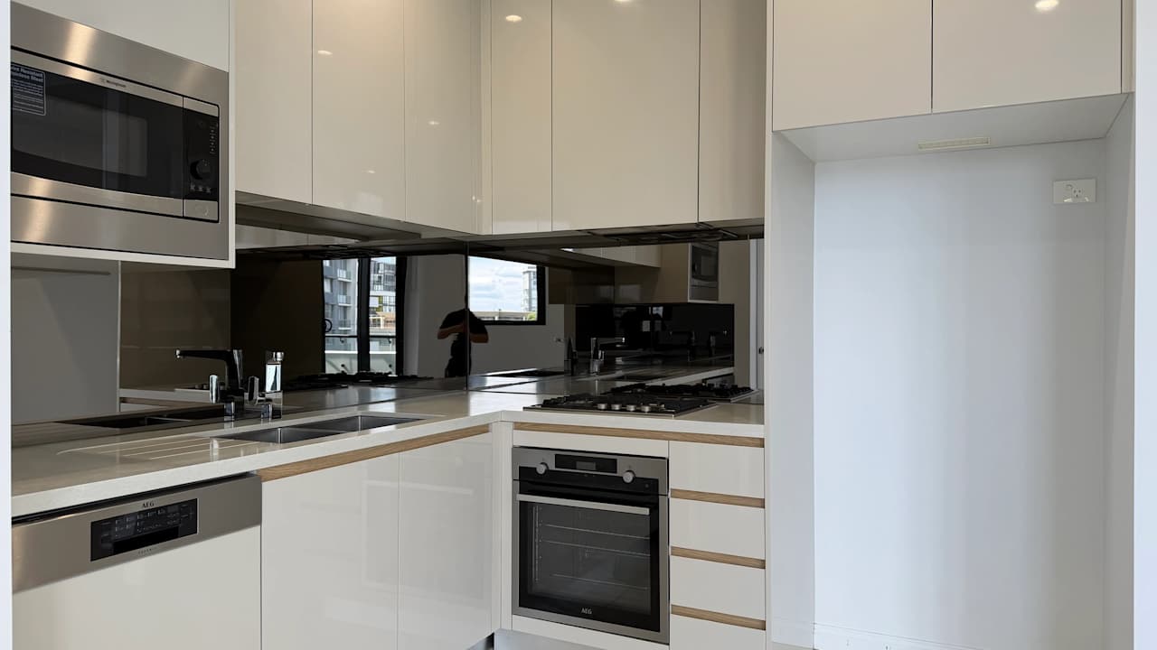Whole property with 2 rooms for rent