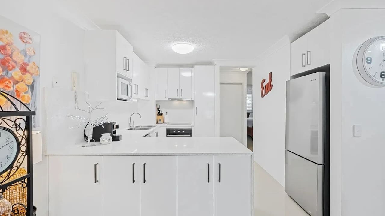 Whole property with 2 rooms for rent