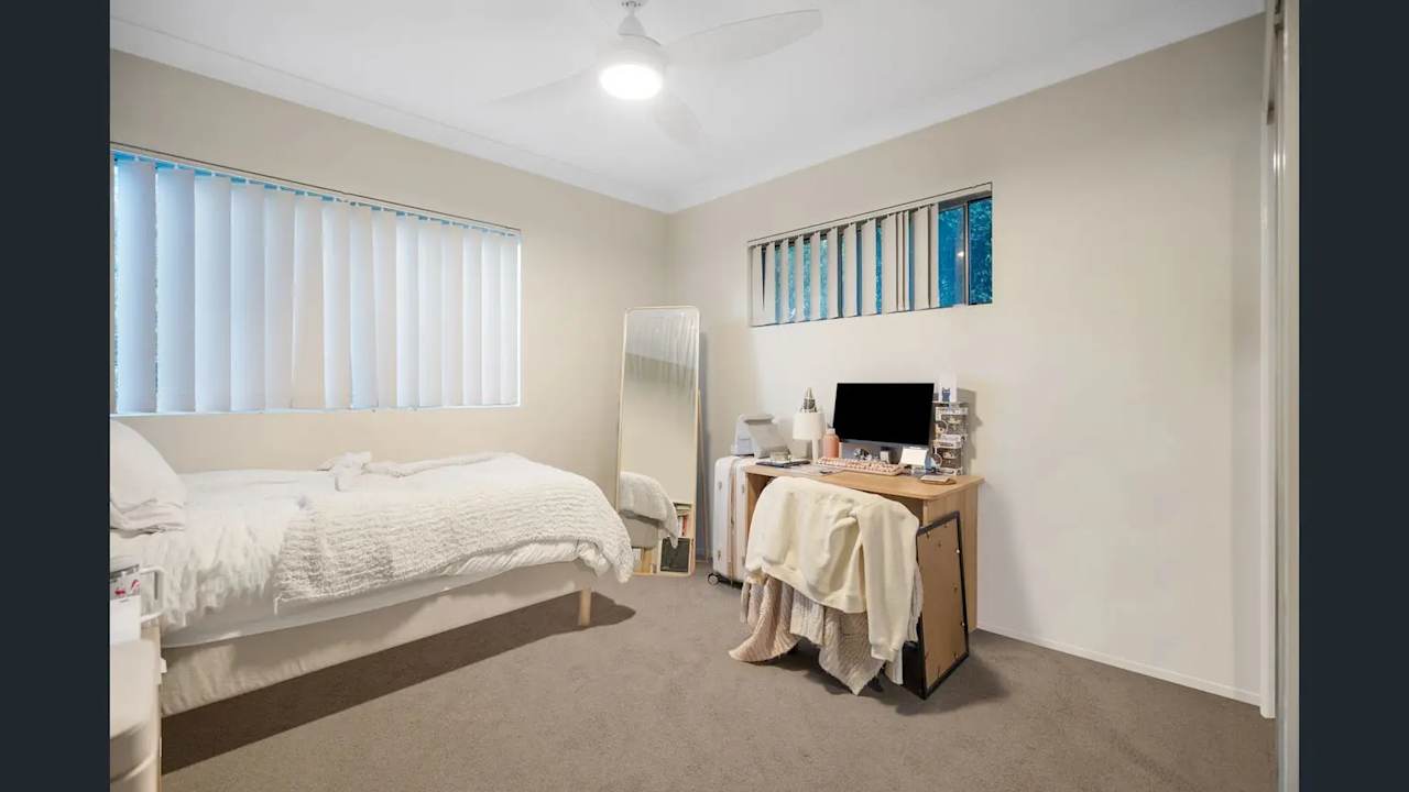 Room with ensuite in a flatshare