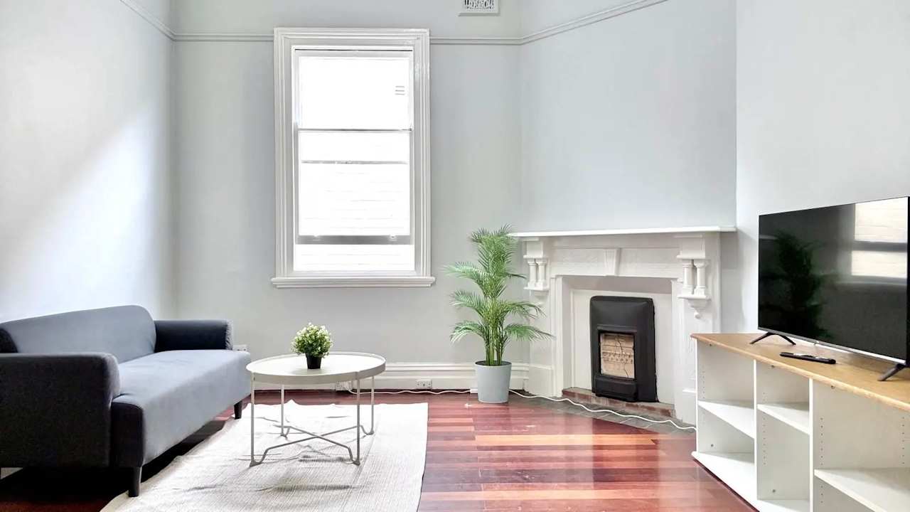 Furnished room in a share house