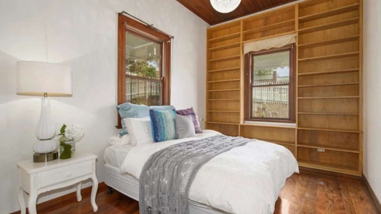 Unfurnished room with own bathroom