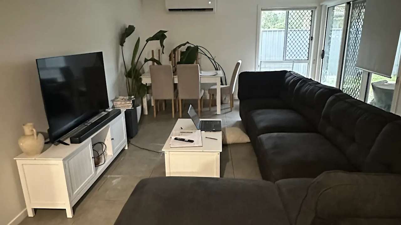 Unfurnished room in a share house