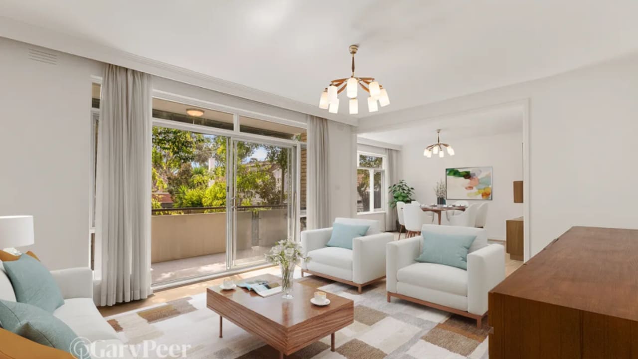 Unfurnished room in a flatshare