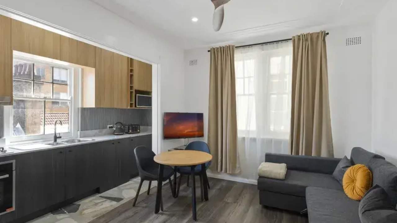 Furnished room studio flat for rent
