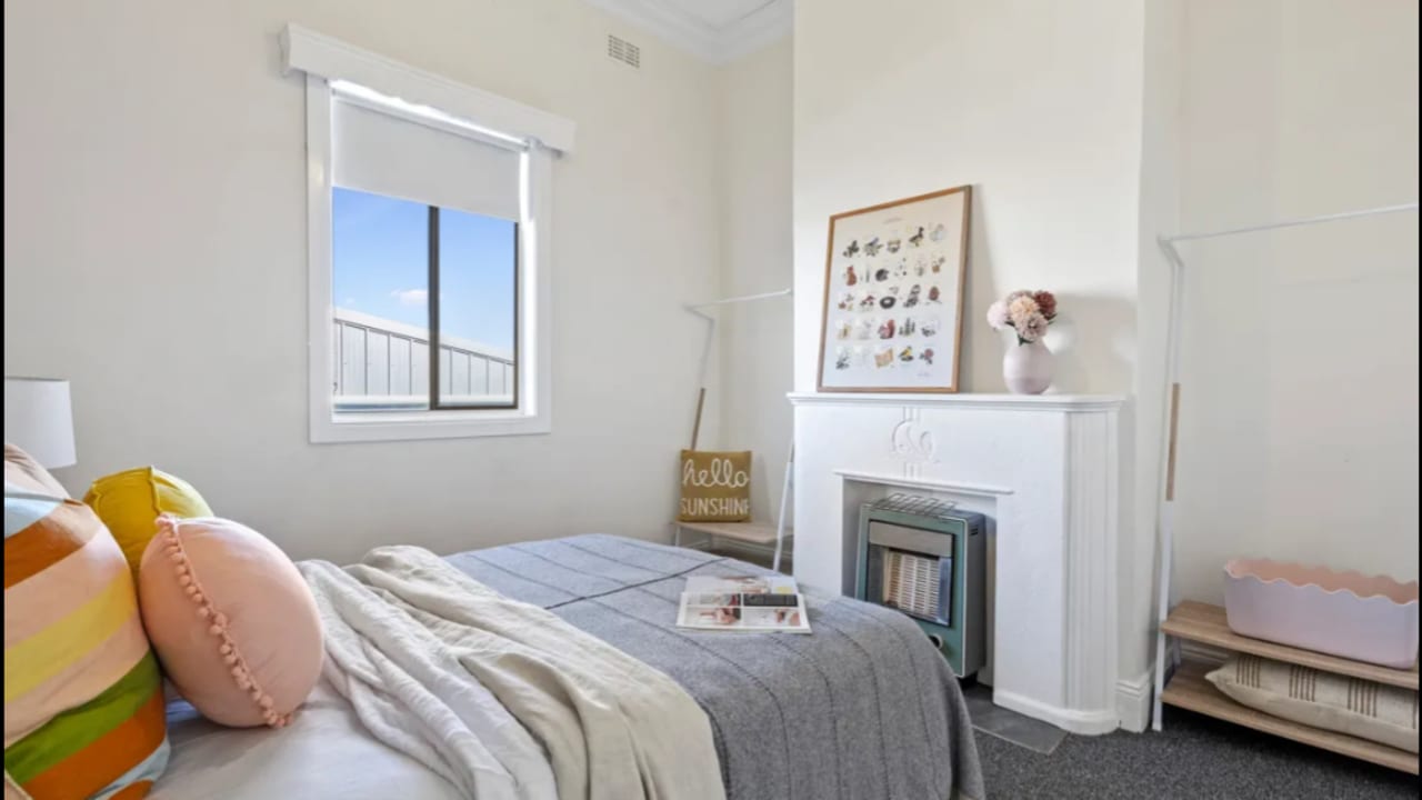 Unfurnished room in a share house