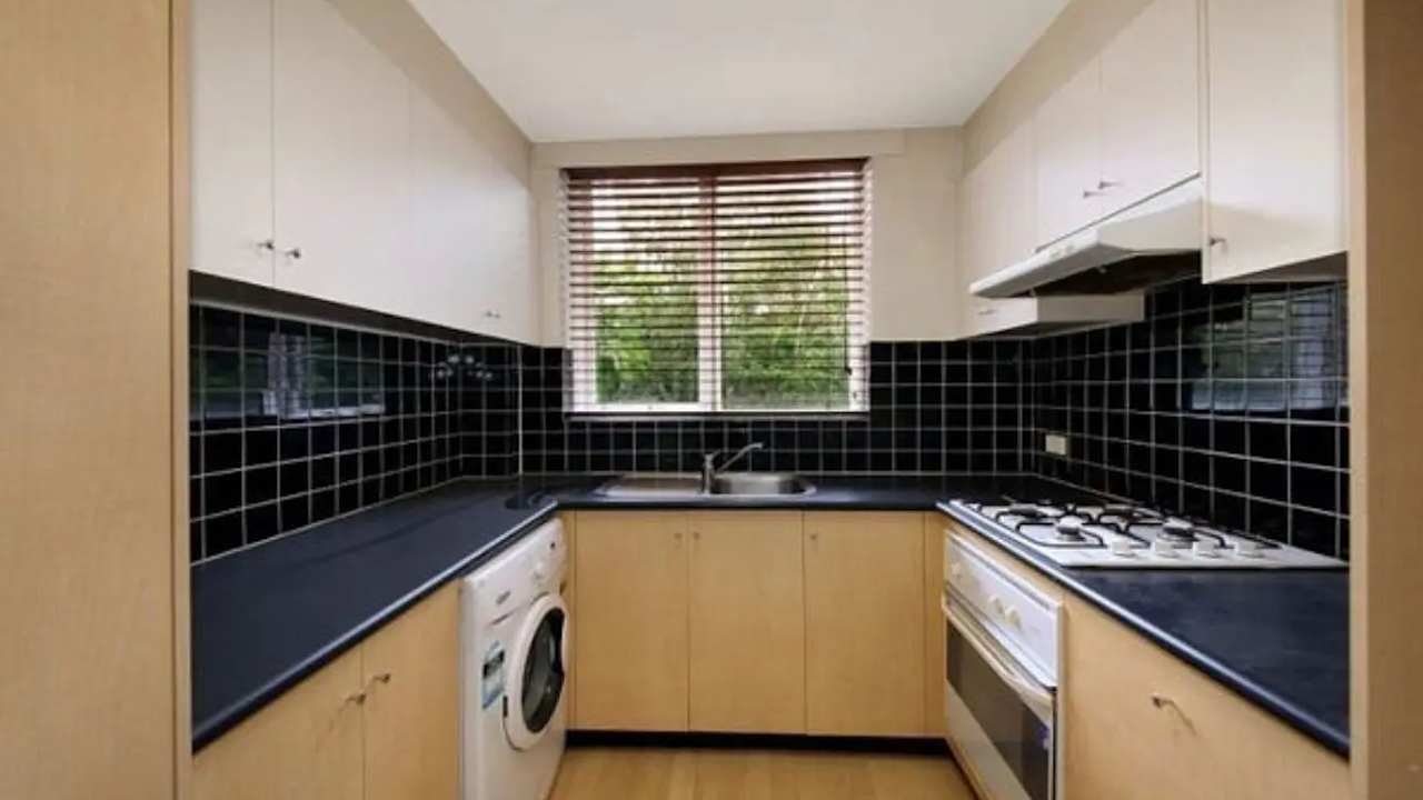 Whole property with 3 rooms for rent