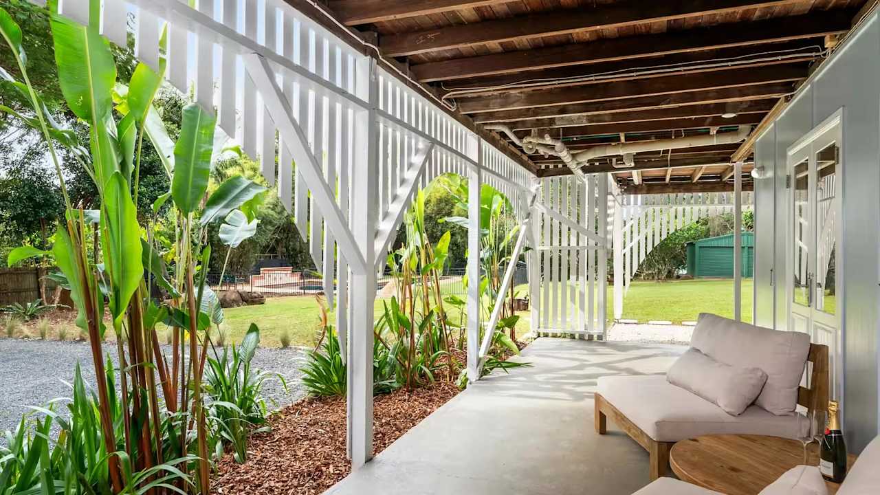 Whole property with 3 rooms for rent