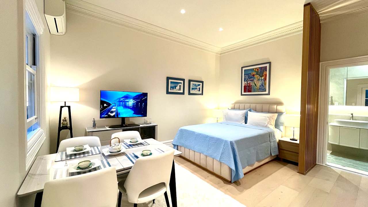 Furnished room with ensuite in a share house