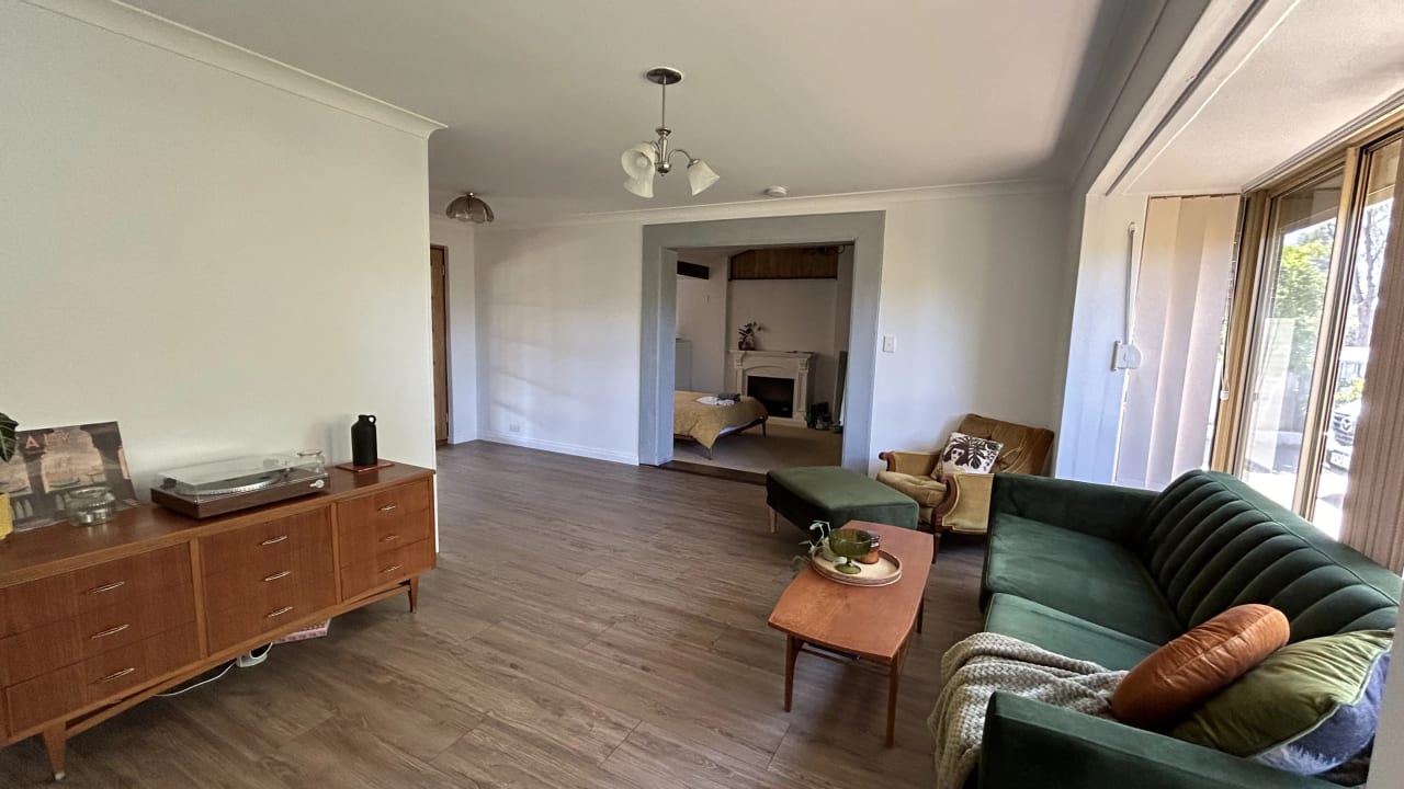 Furnished room in a share house