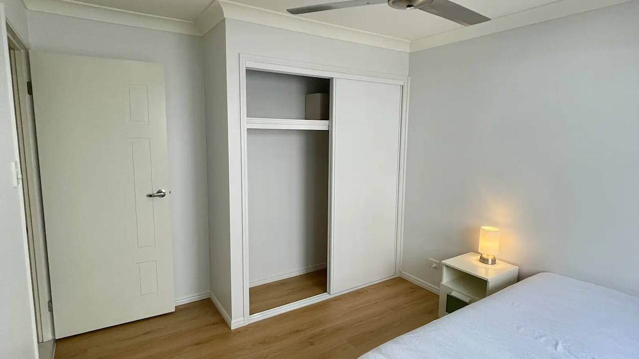 Room in a share house