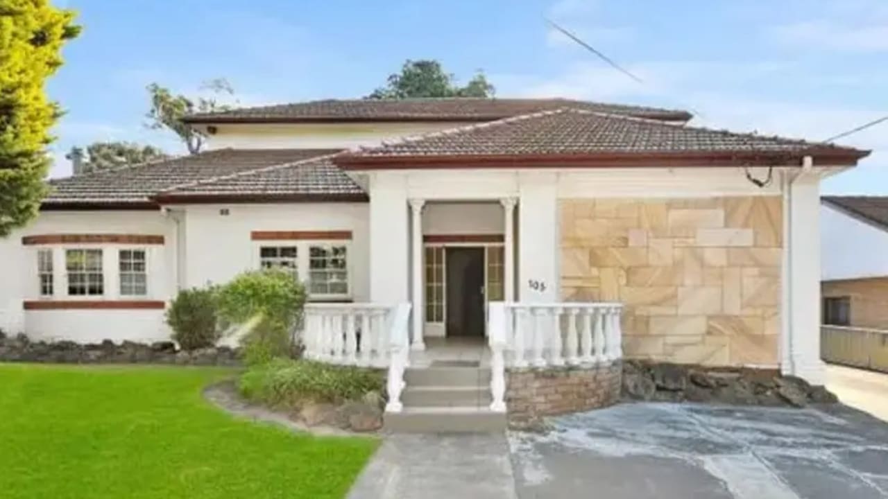 Unfurnished room in a share house