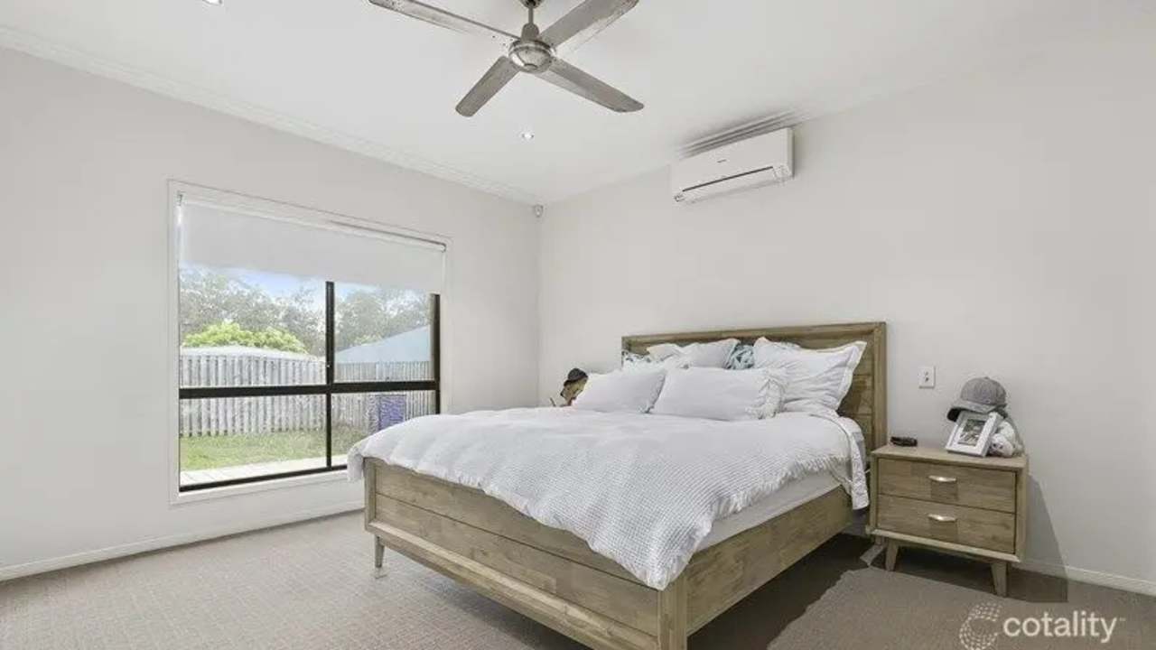 Unfurnished room with own bathroom