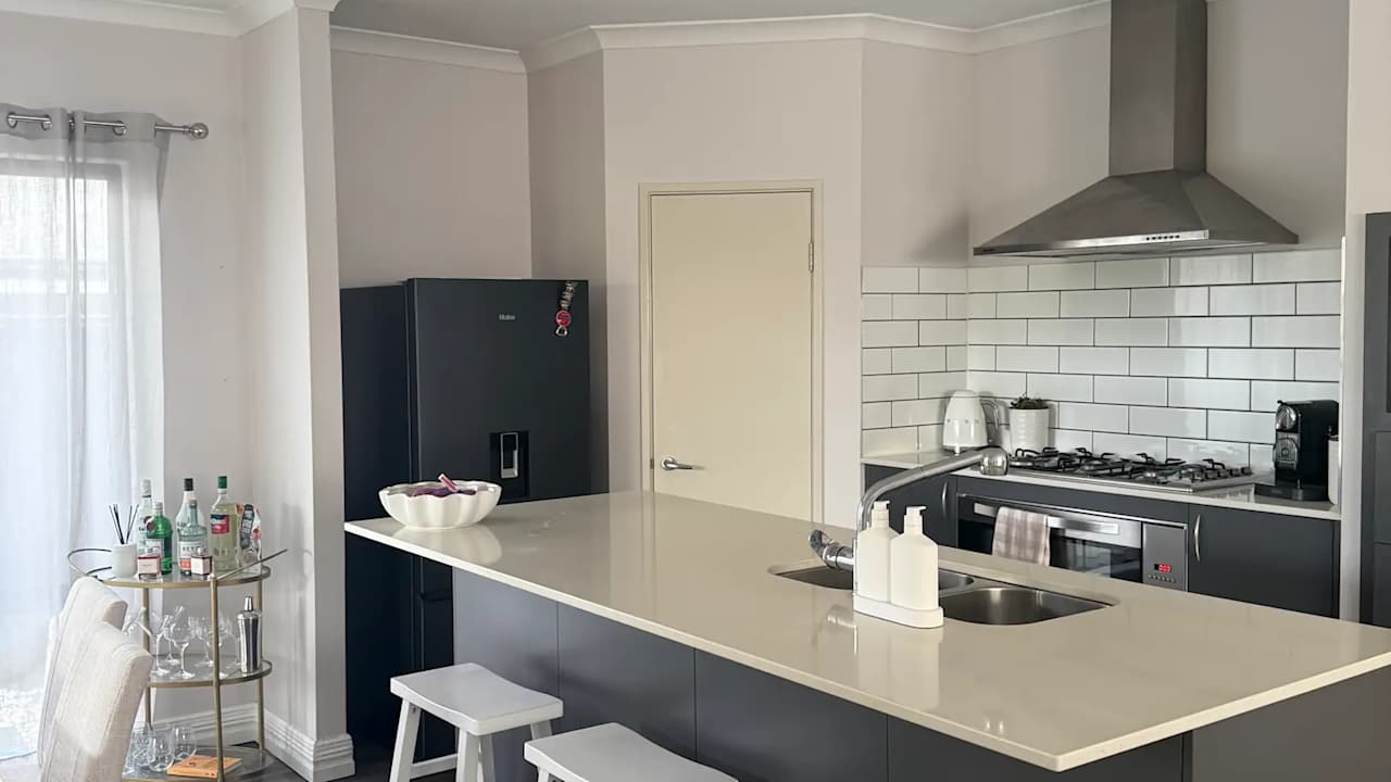 Unfurnished room with own bathroom