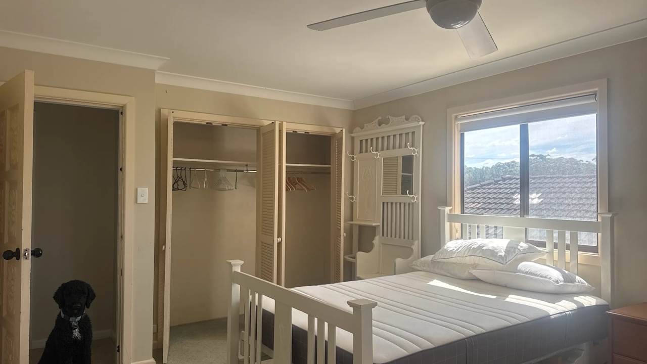 Furnished room in a share house