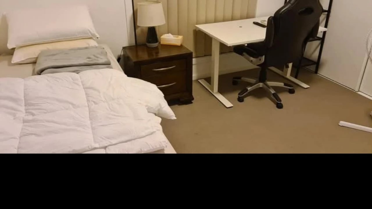 Furnished room with own bathroom