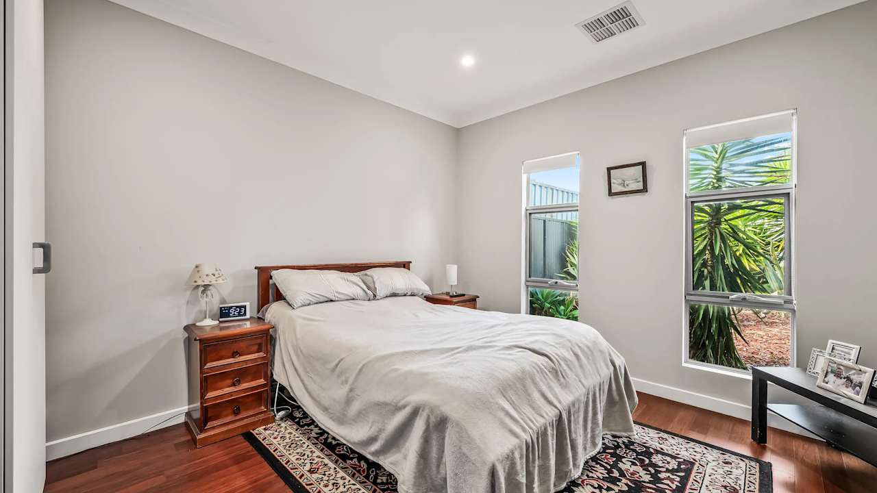 Whole property with 3 rooms for rent