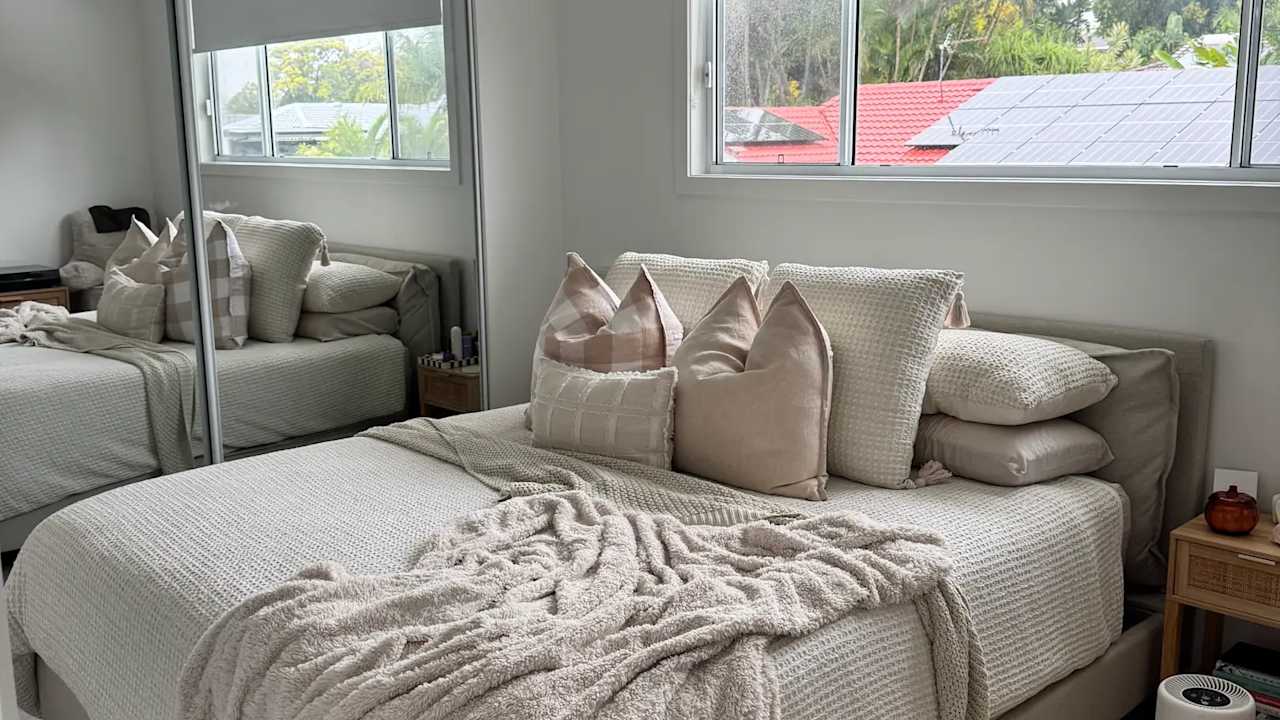 Unfurnished room in a share house