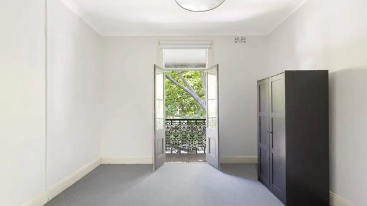 Unfurnished room in a share house