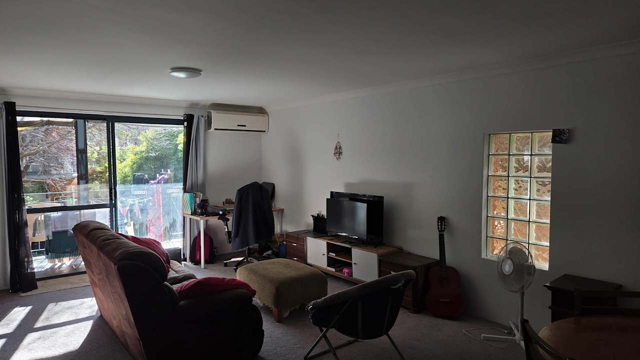 Furnished room in a flatshare