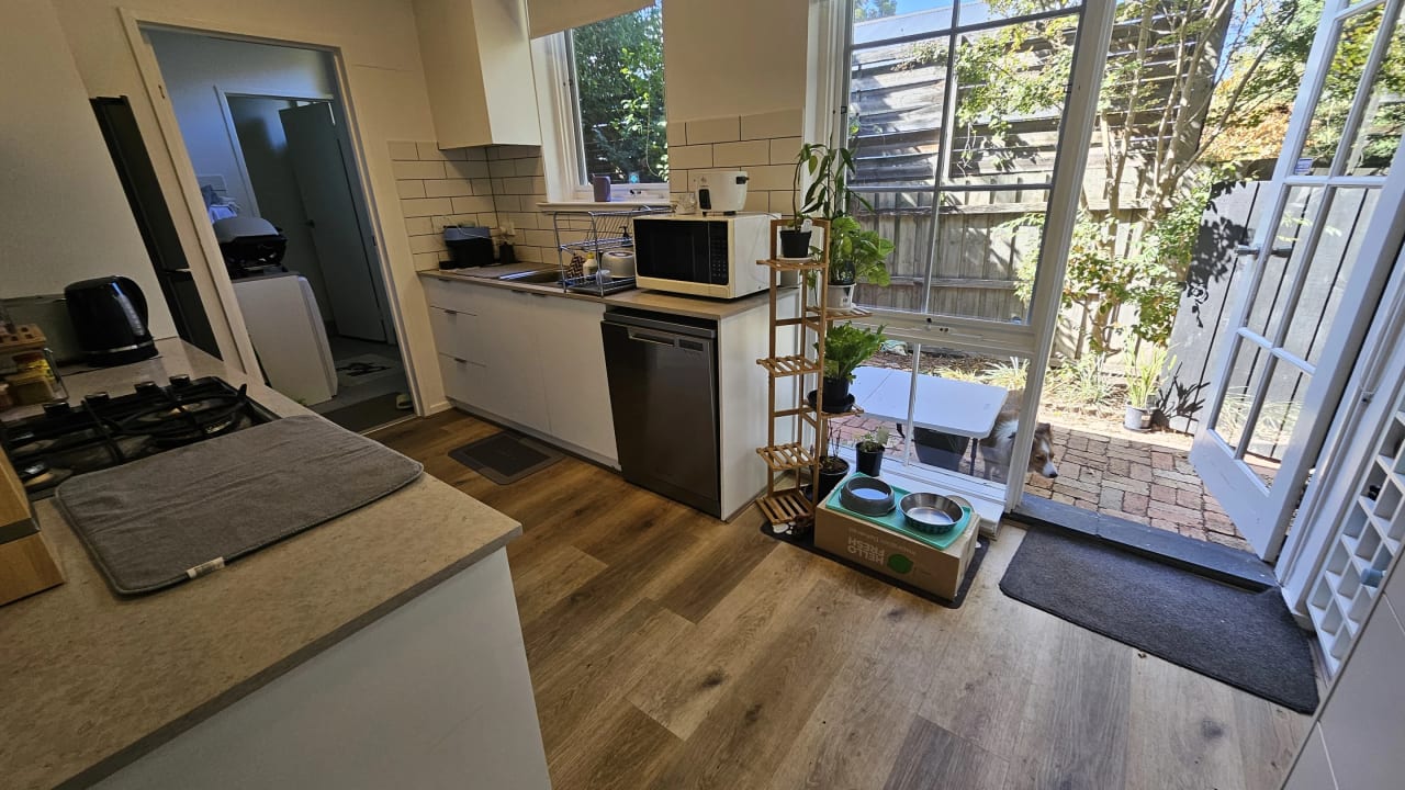 Furnished room in a share house
