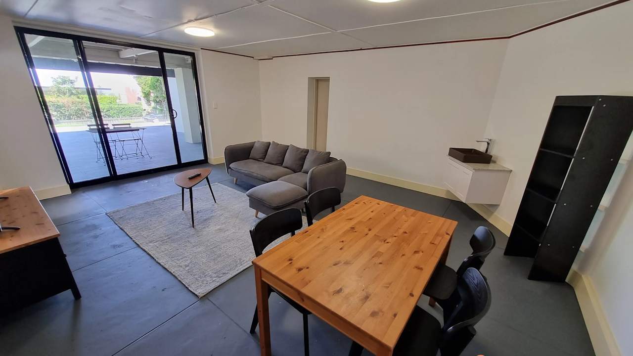 Furnished room with own bathroom